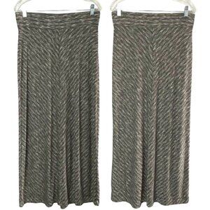 LOU & GREY Women Maxi Skirt Sz M Gray Chevron Design Business Casual 3-39
